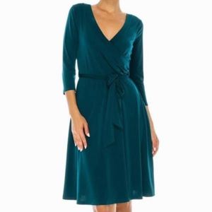 Women’s Green Faux Wrap 3/4 Sleeve Dress